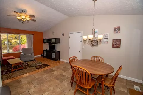 222 Deer Run Dr, Plainwell, MI 49080 photo 12