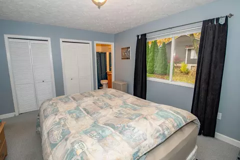 222 Deer Run Dr, Plainwell, MI 49080 photo 19