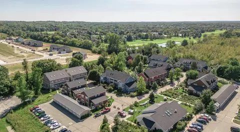 560 Little Lake Dr #32, Ann Arbor, MI 48103