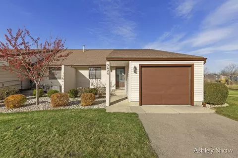 3425 Brookview Ct #4, Hudsonville, MI 49426