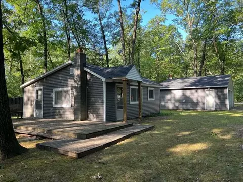 8967 W Bowling Green Blvd, Baldwin, MI 49304