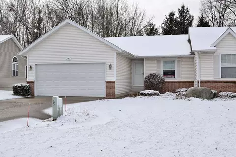 247 Timber Creek Cir NW, Comstock Park, MI 49321