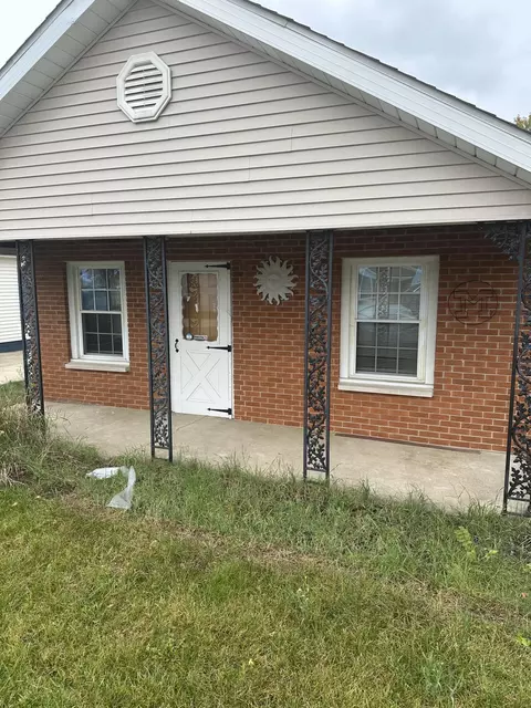 338 Sherman Dr, Battle Creek, MI 49015