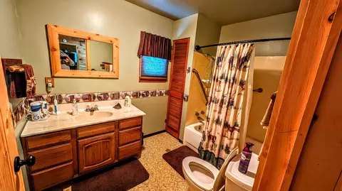 Bath - 5305 W 52nd St, Baldwin, MI 49304 photo 1 of 1