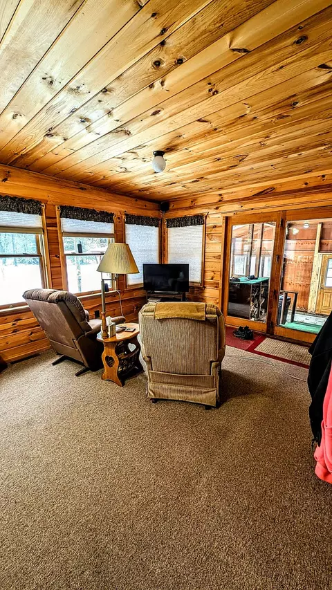 Living - 5305 W 52nd St, Baldwin, MI 49304 photo 1 of 3