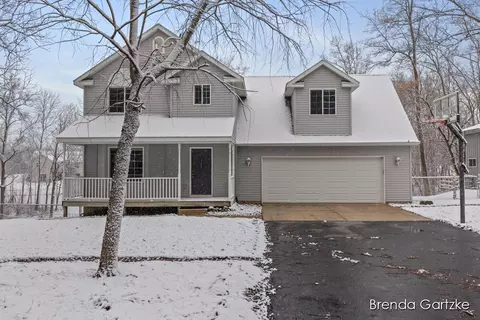 1030 Rector St NE, Sparta, MI 49345