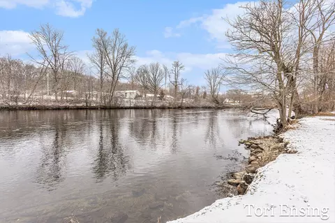 425 Birch St, Belding, MI 48809 photo 3