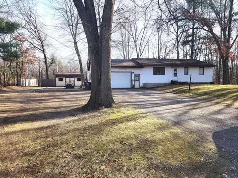 1254 Morningside St, Muskegon, MI 49442