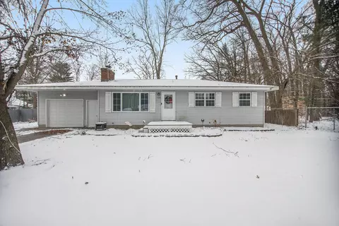 1225 Sherwood Dr, Muskegon, MI 49445