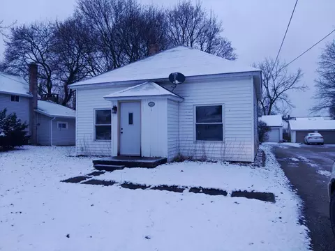 145 Commerce St, Grant, MI 49327