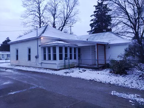 145 Commerce St, Grant, MI 49327 photo 4