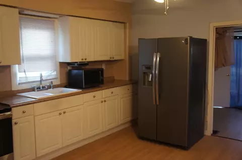 80 Walnut St, Coldwater, MI 49036 photo 3