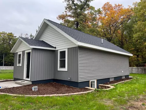 110 Marigold Dr, Muskegon, MI 49442