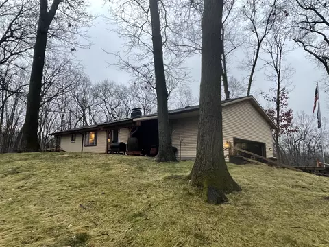 6779 19 Mile Rd NE, Cedar Springs, MI 49319