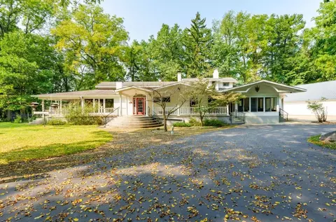 6180 E Hj Ave, Kalamazoo, MI 49048