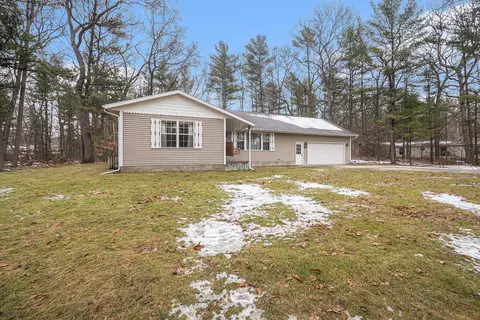 7514 Whitehall Rd, Whitehall, MI 49461 photo 3