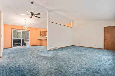 7514 Whitehall Rd, Whitehall, MI 49461 photo 9