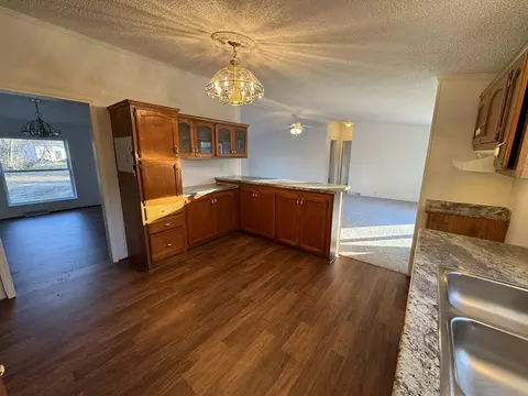 524 Morrison Ave, Bangor, MI 49013 photo 7