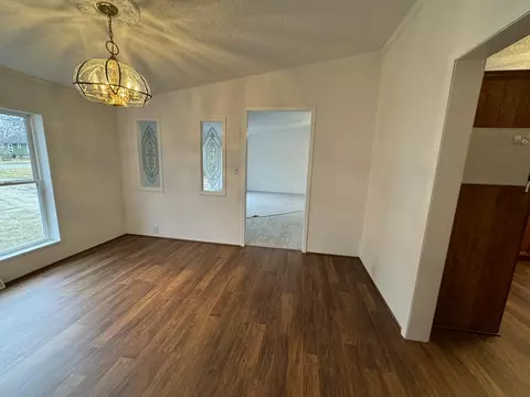 524 Morrison Ave, Bangor, MI 49013 photo 5