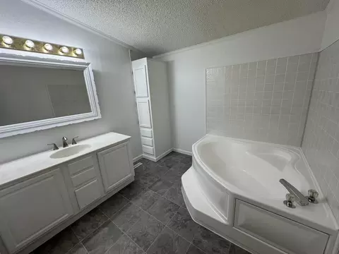524 Morrison Ave, Bangor, MI 49013 photo 15