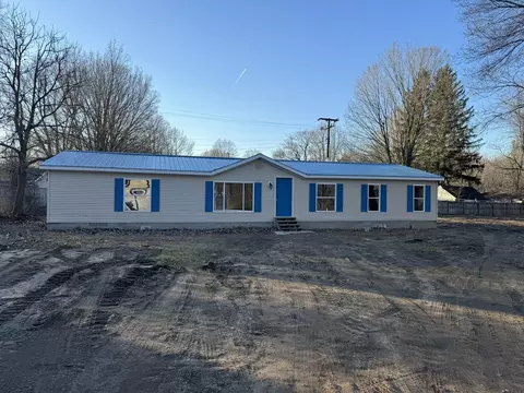 524 Morrison Ave, Bangor, MI 49013