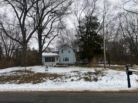 3870 N 3rd St, Kalamazoo, MI 49009