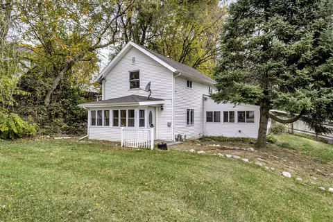 223 Henrietta St, Jackson, MI 49203