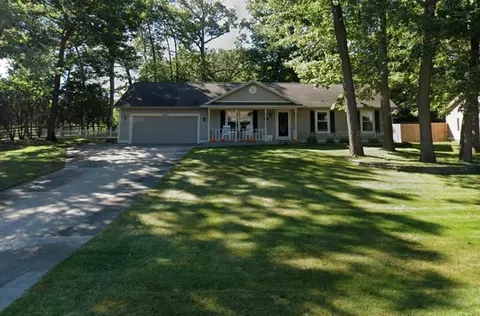 15210 Grand Oak Rd, Grand Haven, MI 49417