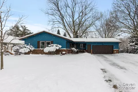 4522 Lantana Dr SE, Kentwood, MI 49512