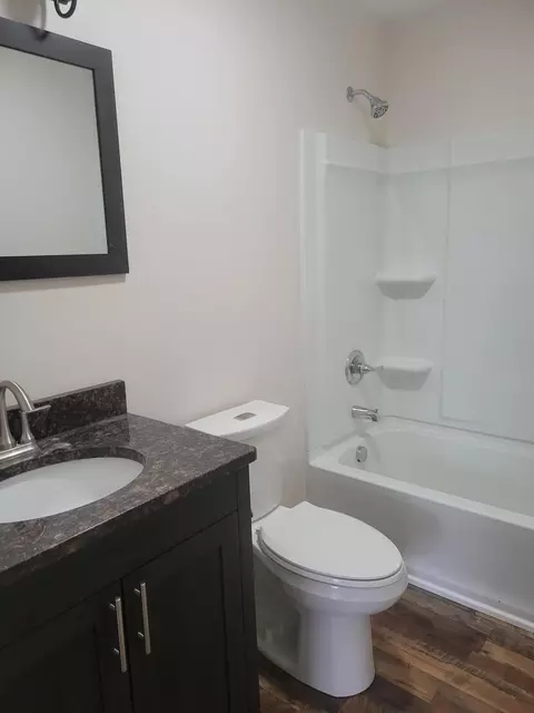 405 E Broadwell St, Albion, MI 49224 photo 12