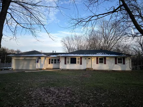 58959 Ferguson Rd, Three Rivers, MI 49093