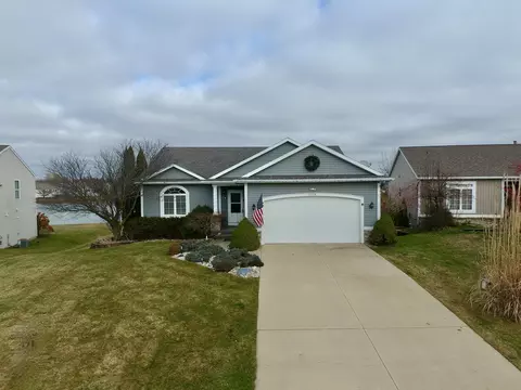 2779 Riley Ridge Rd, Holland, MI 49424