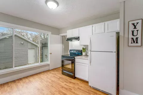 745 Barrett Ln, Jackson, MI 49202 photo 8