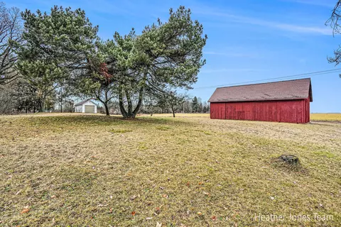 3363 E Howard City-edmore, Edmore, MI 48829 photo 21