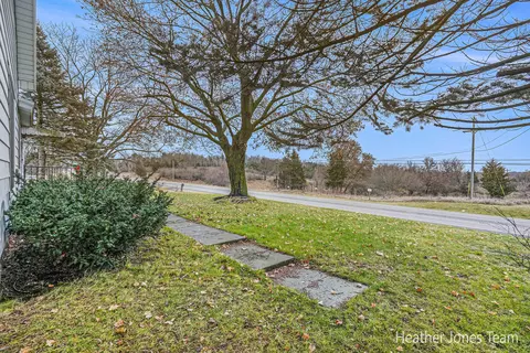 3363 E Howard City-edmore, Edmore, MI 48829 photo 16