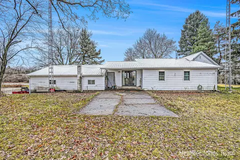 3363 E Howard City-edmore, Edmore, MI 48829 photo 17