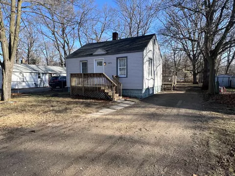 2676 Valk St, Norton Shores, MI 49444