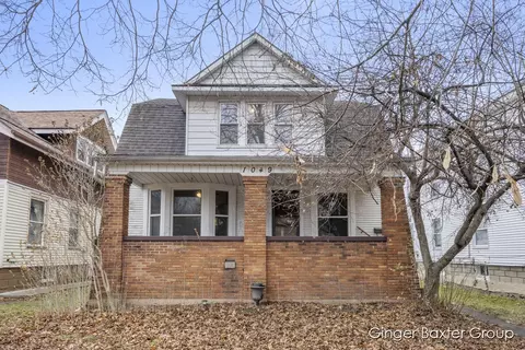 1049 Pine Ave NW, Grand Rapids, MI 49504