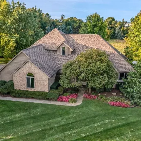 55550 Lee Rd, New Hudson, MI 48165