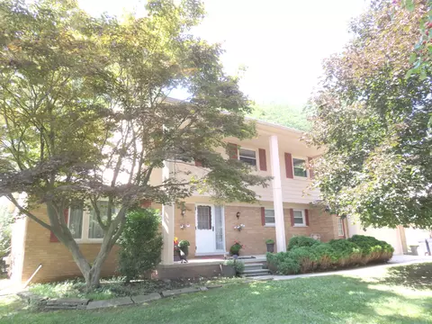 540 Old Perch Rd, Rochester Hills, MI 48309