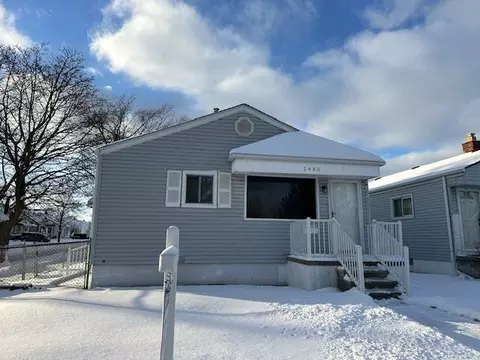 2480 River Dr, Lincoln Park, MI 48146