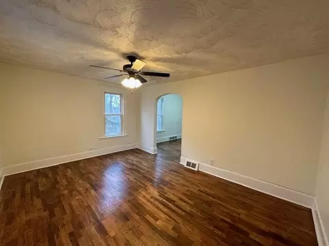 208 W Argyle St, Jackson, MI 49202 photo 4