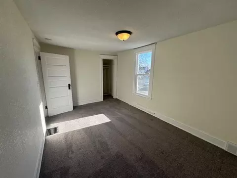 208 W Argyle St, Jackson, MI 49202 photo 9