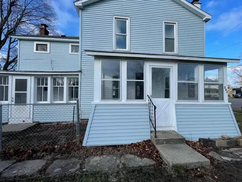 207 S St Joseph St, Colon, MI 49040