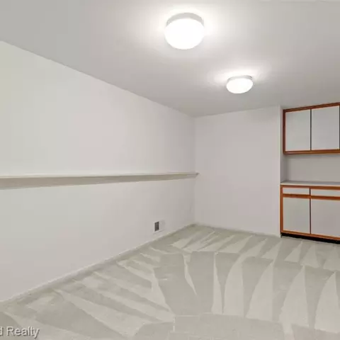 2272 Cedar Crest Blvd, Commerce Twp, MI 48390 photo 18