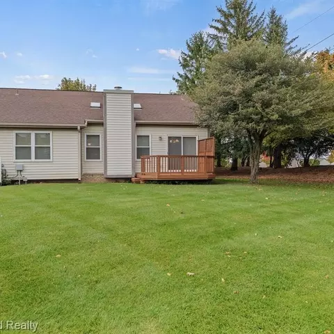2272 Cedar Crest Blvd, Commerce Twp, MI 48390 photo 21