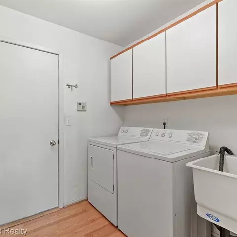 2272 Cedar Crest Blvd, Commerce Twp, MI 48390 photo 10