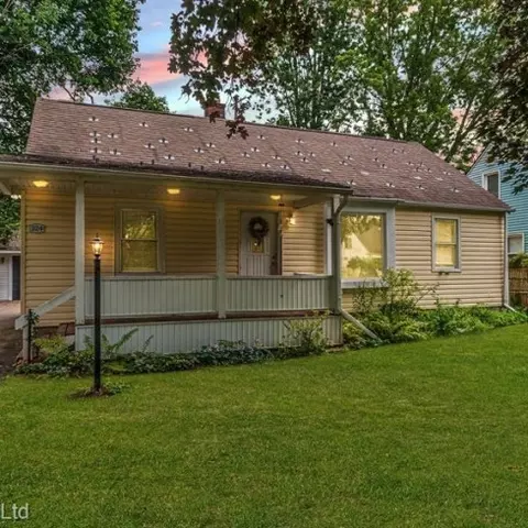 324 Garland St, Ypsilanti, MI 48198