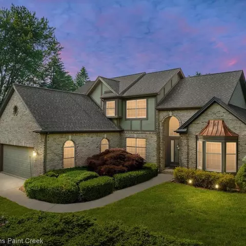 3930 Bald Eagle Lake Rd, Holly, MI 48442