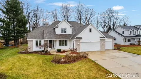 3418 Elk Dr, Zeeland, MI 49464